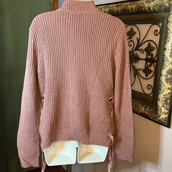 Adorable Allegro Gold rose colored zip up cardigan with lace up detailing Sz S - Picture 6 of 8